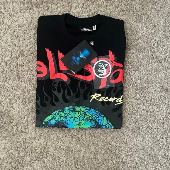 Black and Red Graphic Tee Short Sleeve - Picture 2 of 3